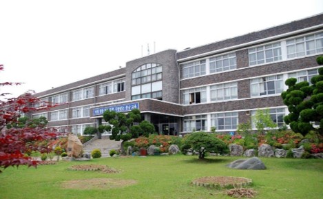 대산중학교 전경